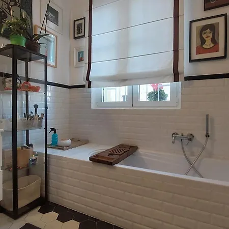 Nook * Bari