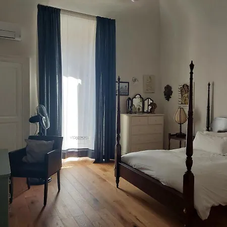 Apartment Nook *